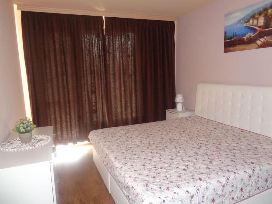 Home Relax Варна Экстерьер фото