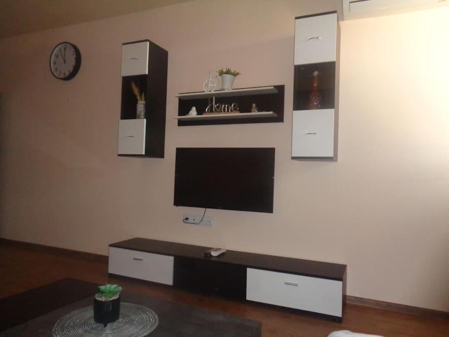 Home Relax Варна Экстерьер фото